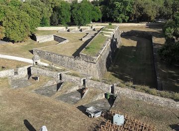 spain/navarre/landmark/king-ravelin