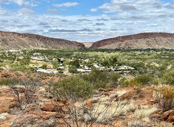 australia/outback/landmark/olive-pink-botanic-garden