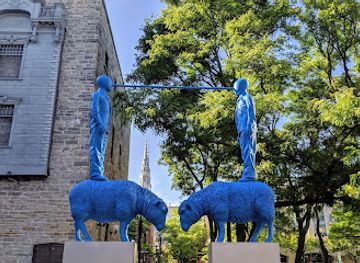 canada/ottawa-valley/landmark/tin-house