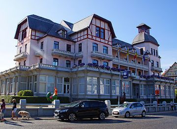belgium/de-haan/landmark/de-haan-town-hall