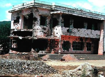 vietnam/quy-nhon/landmark/di-tich-lich-su-dai-phat-thanh-qui-nhon