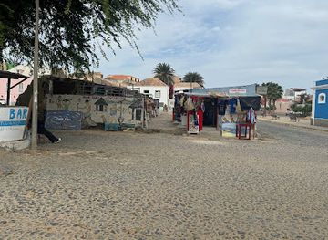 cabo-verde/sal-rei/landmark/souvenirshops