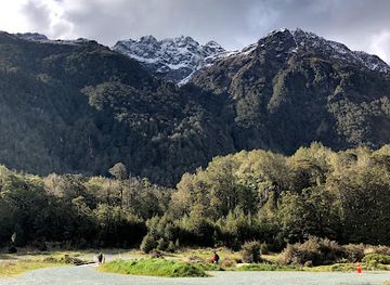 new-zealand/fiordland-national-park/landmark/cascade-creek-historic-camp-site