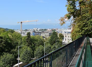 switzerland/geneva/landmark/banc-de-la-treille