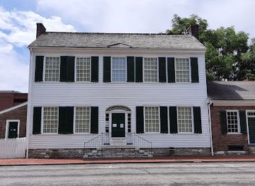 kentucky/bluegrass-region/landmark/mcdowell-house-apothecary-shop-museum