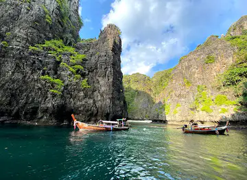 Wang Long Bay