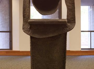 texas/austin/east-austin/landmark/seymour-lipton-catacombs-sculpture-ut-landmarks