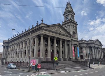 australia/melbourne/fitzroy/landmark/fitzroy-town-hall