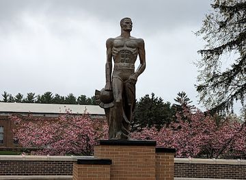 michigan/lansing/landmark/spartan-statue