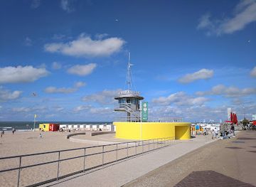 belgium/knokke-heist/landmark/knokke-strand-beach-bar