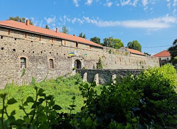 ukraine/transcarpathia/landmark/uzhhorod-astle-transcarpathian-museum-of-regional-history-named-after-tyvodar-lehotsky