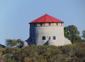 canada/kingston-and-the-islands/landmark/cedar-island