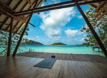 indonesia/riau-islands/landmark/bawah-reserve