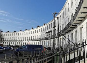 united-kingdom/stratford-upon-avon/landmark/royal-cres