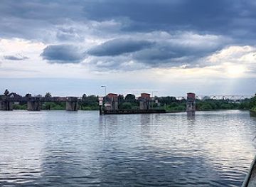 germany/heidelberg/landmark/haus-am-wehrsteg