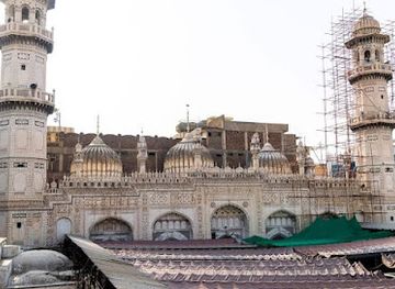 pakistan/hindko-region/landmark/mahabat-khan-mosque