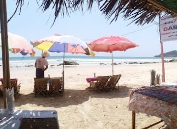 myanmar-burma/ngapali/landmark/oasis-u-waun-na-restaurant