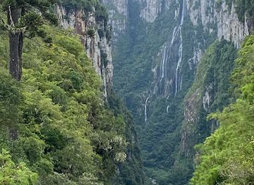 brazil/serra-gaucha/landmark/aparados-da-serra-national-park