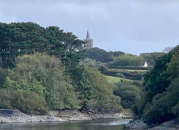 guernsey/st-saviour/landmark/st-saviour-s-reservoir-car-park