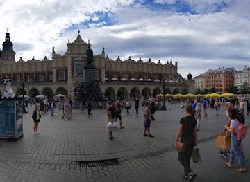 poland/krakow/stare-miasto-old-town/landmark/lost-souls-alley