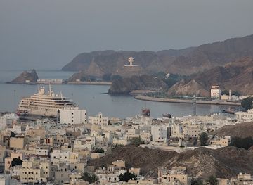oman/muscat/muttrah/landmark/mutrah-full-view