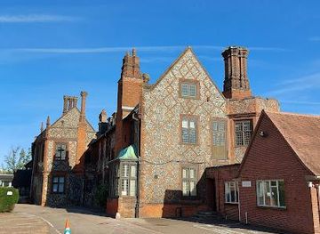 united-kingdom/norwich/landmark/carrow-abbey