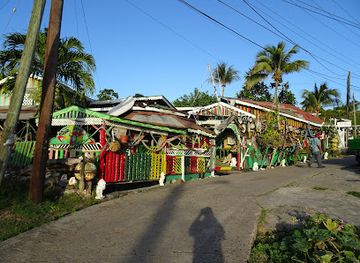 saint-vincent-and-the-grenadines/mayreau/landmark/robert-righteous-and-de-youths