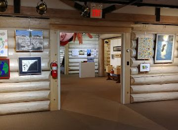 minnesota/grand-marais/landmark/johnson-heritage-post-art-gallery