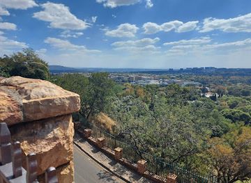 south-africa/gauteng/landmark/munro-drive-viewpoint