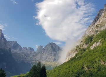 montenegro/prokletije-national-park/landmark/Gipfel-Volushnitsa