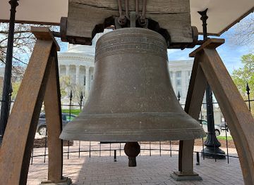 missouri/jefferson-city/landmark/liberty-bell-replica