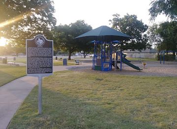 texas/central-texas/landmark/the-hill-texas-state-historical-marker