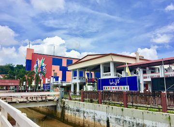 brunei/bandar-seri-begawan/landmark/youth-centre