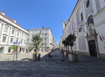 austria/upper-austria/landmark/mozarthaus