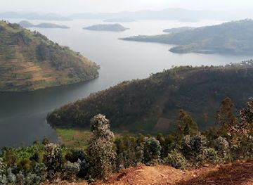 rwanda/muhazi-lake/landmark/lake-burera