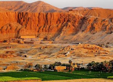 egypt/new-valley/landmark/luxor-temple