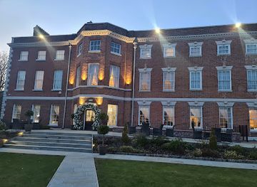 united-kingdom/chester/landmark/old-palace-chester