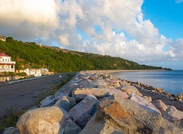 saint-kitts-and-nevis/frigate-bay/landmark/old-road-bay