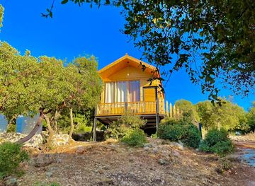 jordan/ajloun-highlands/landmark/ajloun-wooden-hut