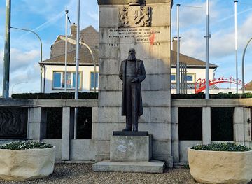 belgium/arlon/landmark/monument-a-leopold-ii