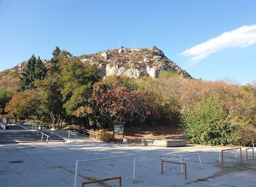 bulgaria/plovdiv-region/landmark/youth-hill