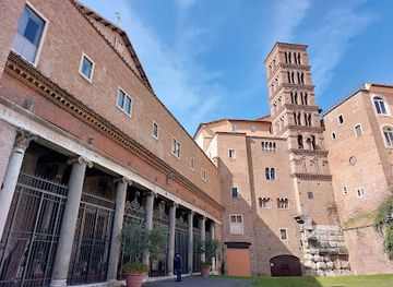 italy/rome/colosseo/landmark/case-romane-del-celio