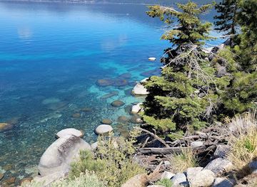 california/lake-tahoe/landmark/lake-tahoe-sculpture