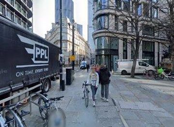 united-kingdom/windsor/landmark/threadneedle-st-royal-exchange