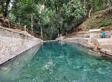 honduras/gracias/landmark/aguas-termales-presidente