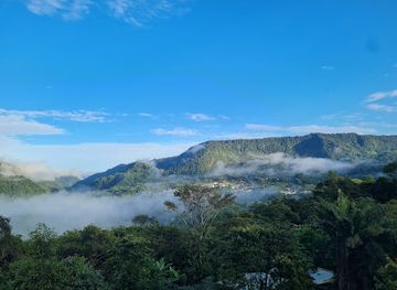 ecuador/mindo/landmark/mindo-ziplines-tour-cia