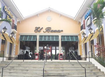 puerto-rico/big-island/landmark/puerto-rico-premium-outlets