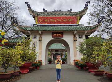vietnam/northwest/landmark/tran-bien-temple-of-literature