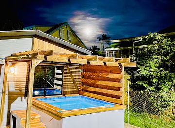 belize/belize-city/fort-george/landmark/fort-george-bungalows