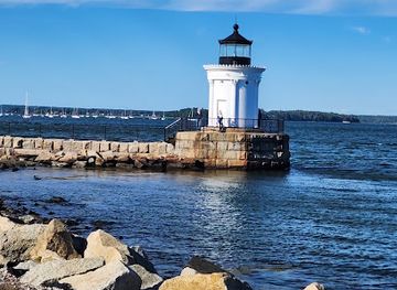 maine/south-portland/landmark/bug-light-park